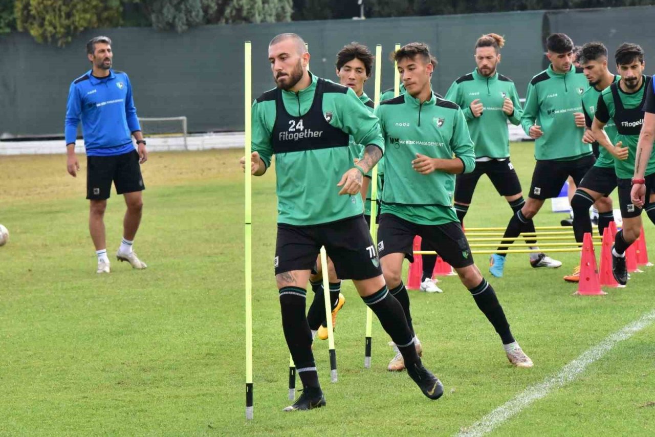 Denizlispor 3 eksikle Ankara’ya gitti