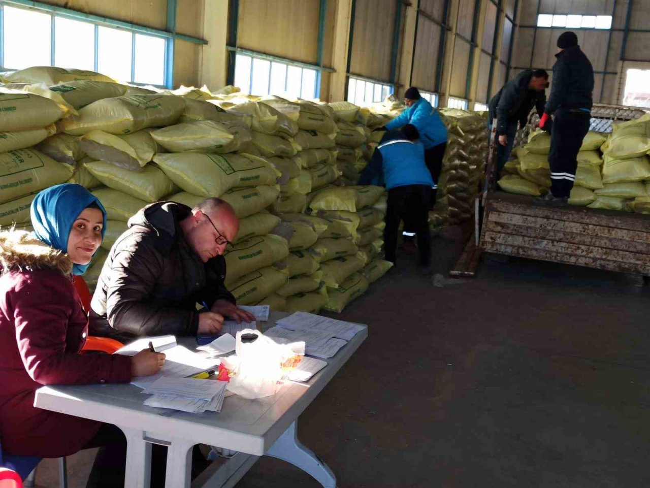 Gübre desteğinden 4 bin 877 üretici faydalandı