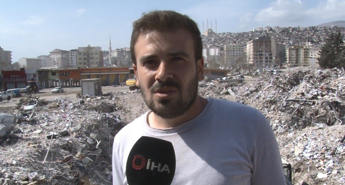 Günlerdir enkazda Kabe örtüsünü arıyorlar