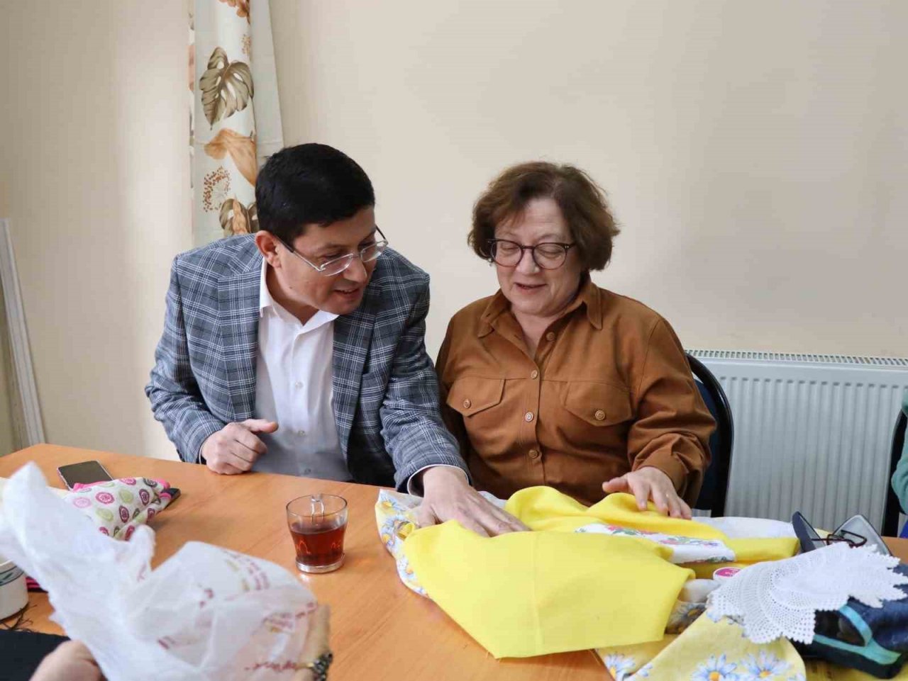 Başkan Özcan: “Güçlü Türk kadınının evladı olmaktan şeref duyuyorum”