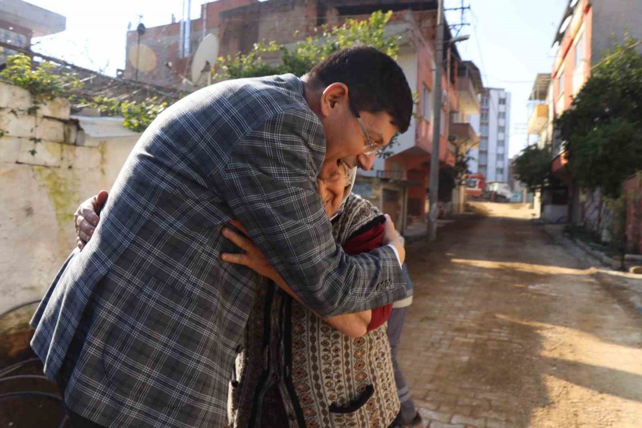 Başkan Özcan: “Güçlü Türk kadınının evladı olmaktan şeref duyuyorum”