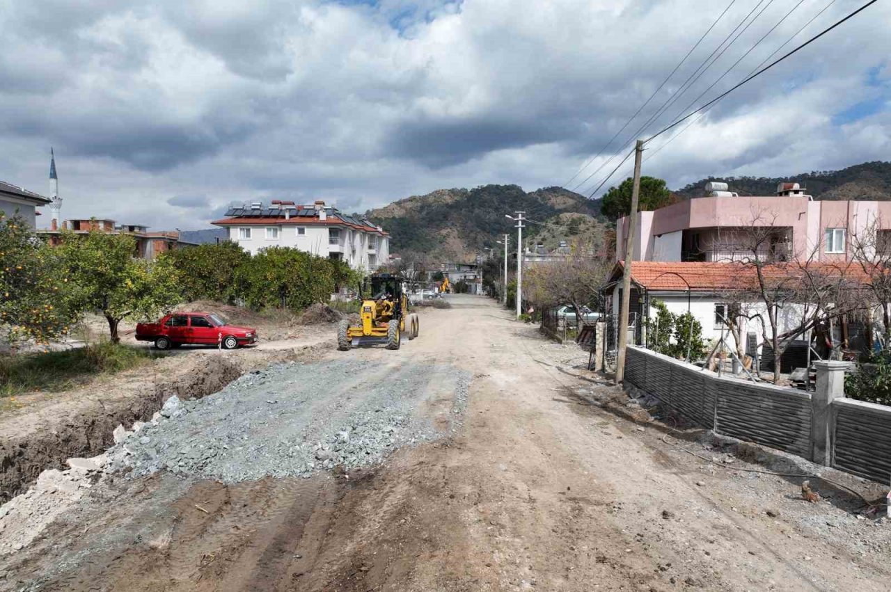 Ortaca’da okullar bölgesinde parke kaplama tamamlandı