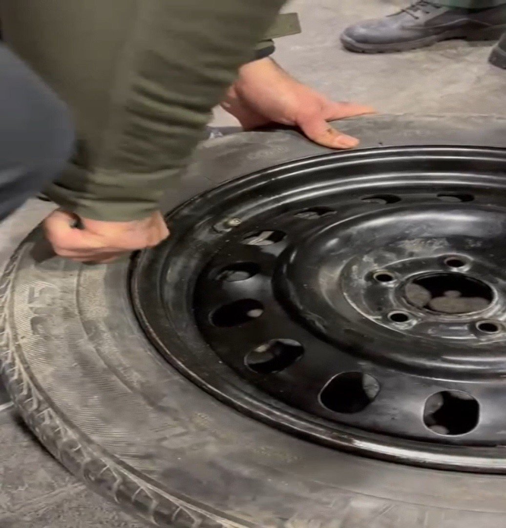 Habur Gümrük Kapısı’nda çok sayıda kaçak eşya ele geçirildi