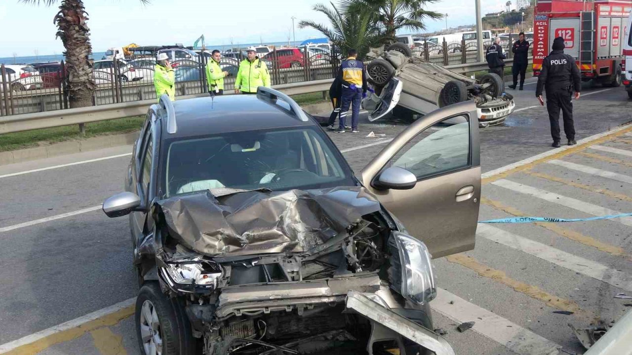 Trabzon’da sahil yolunda kaza: 1 ölü, 4 yaralı