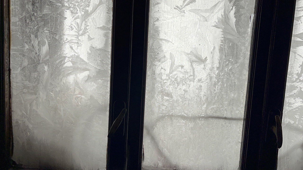 Ağrı’da buzlar erimiyor