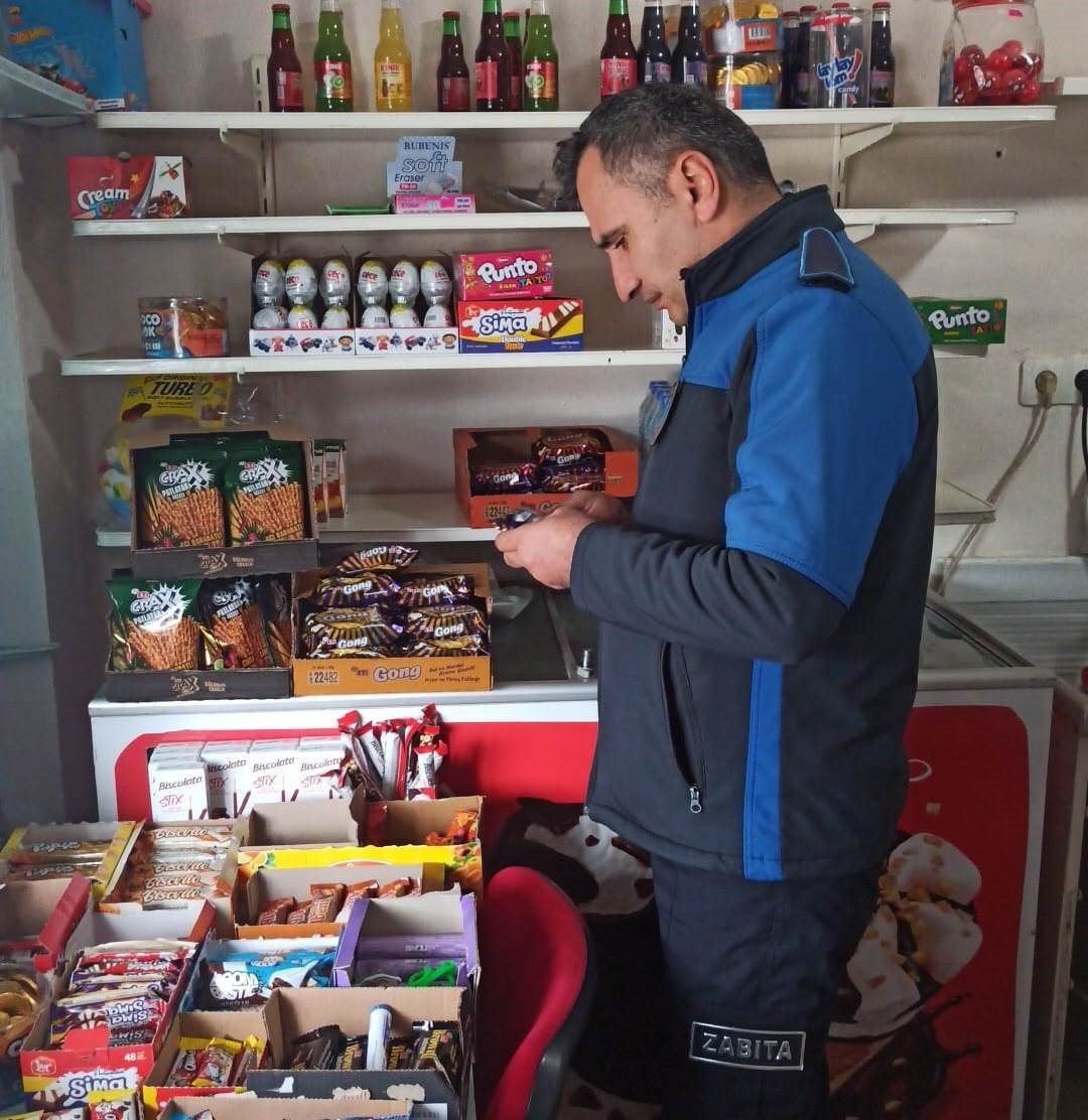 Altınova’da kantinlere denetim