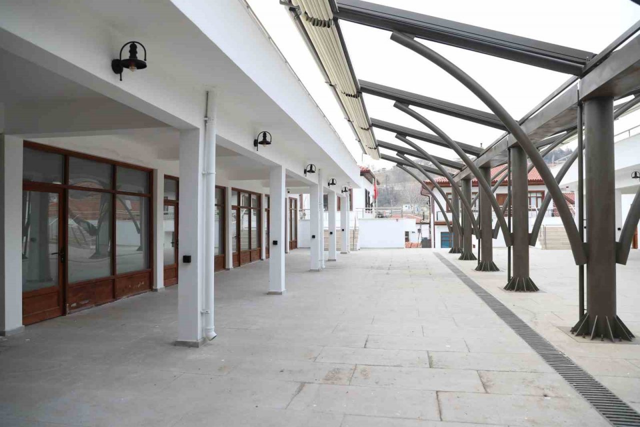 Elmalı Kadın Emeği Üretim Atölyesi tamamlandı