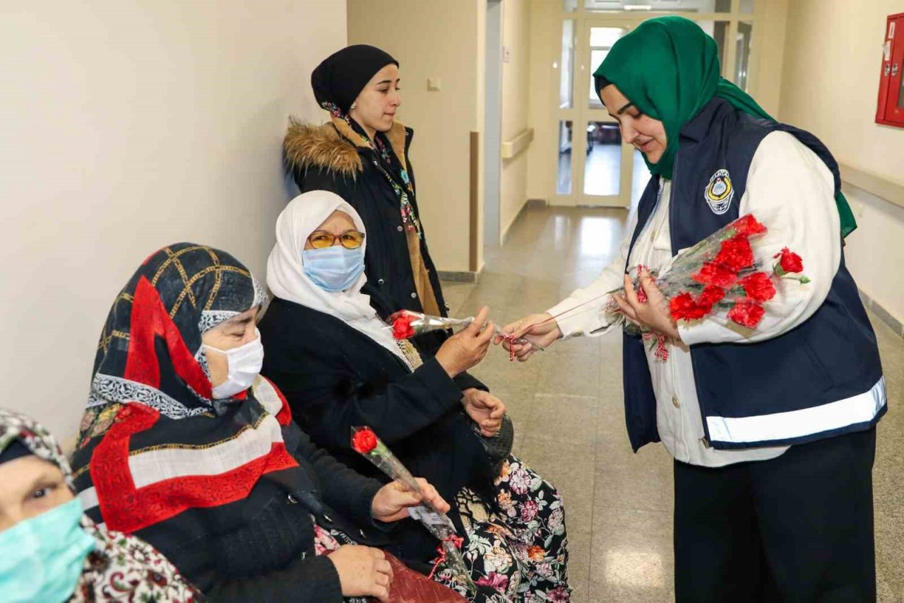 Köşk Belediyesi, kadınları unutmadı