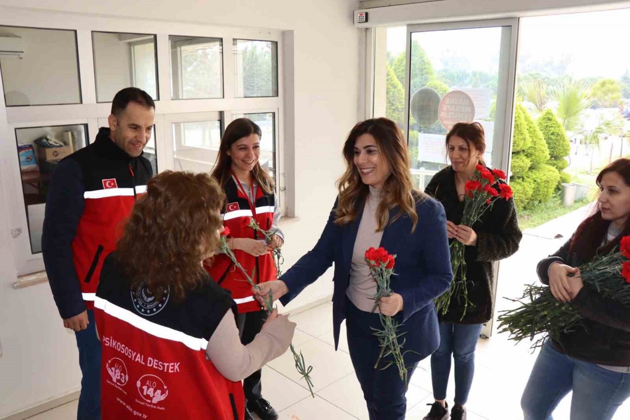 Nazilli Belediyesi depremzede kadınları unutmadı