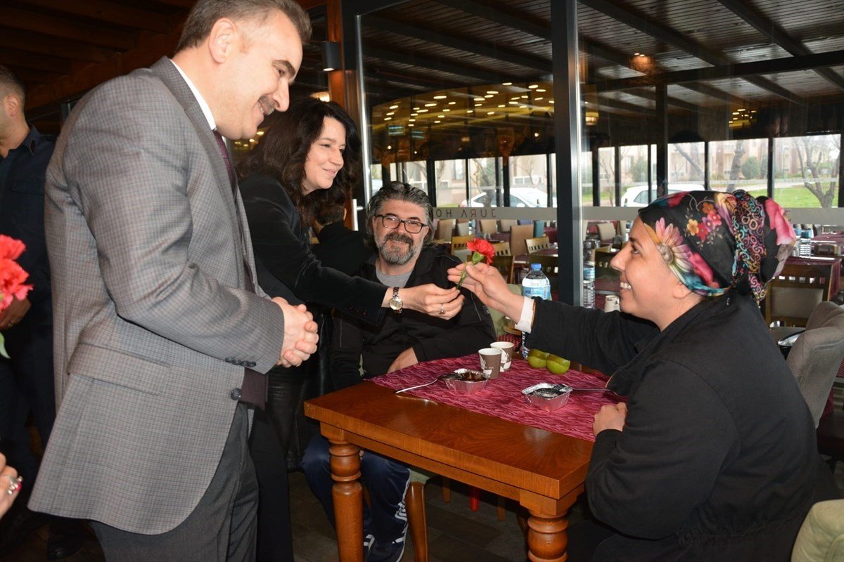 Kaymakam Odabaş’tan 8 Mart Dünya Kadınlar gününde anlamlı ziyaret