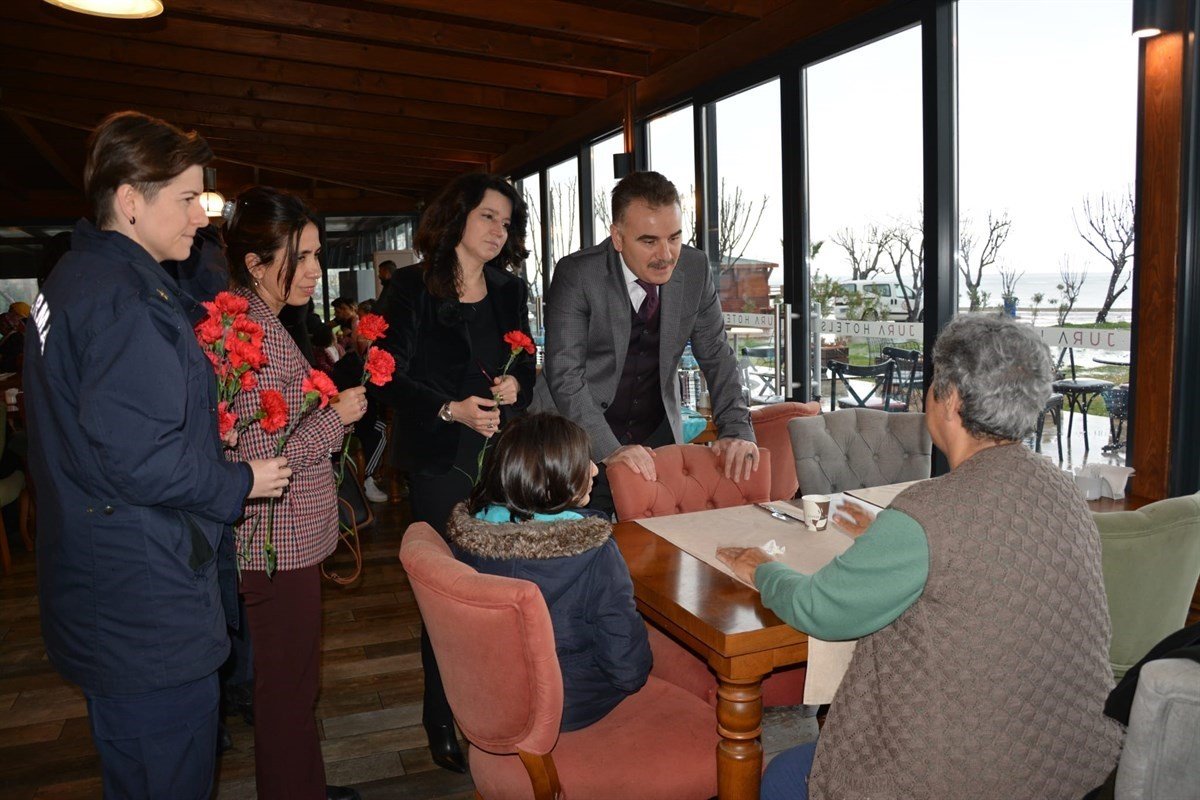 Kaymakam Odabaş’tan 8 Mart Dünya Kadınlar gününde anlamlı ziyaret