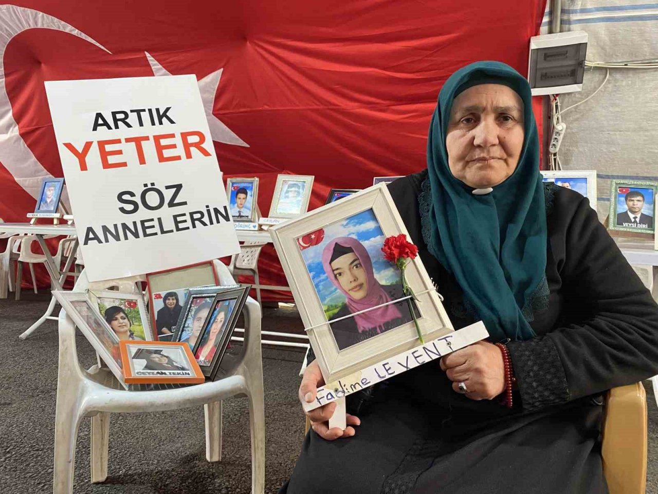 Yüreği yanık anneler 8 Mart Dünya Kadınlar Günü’nde de eylemlerine devam etti