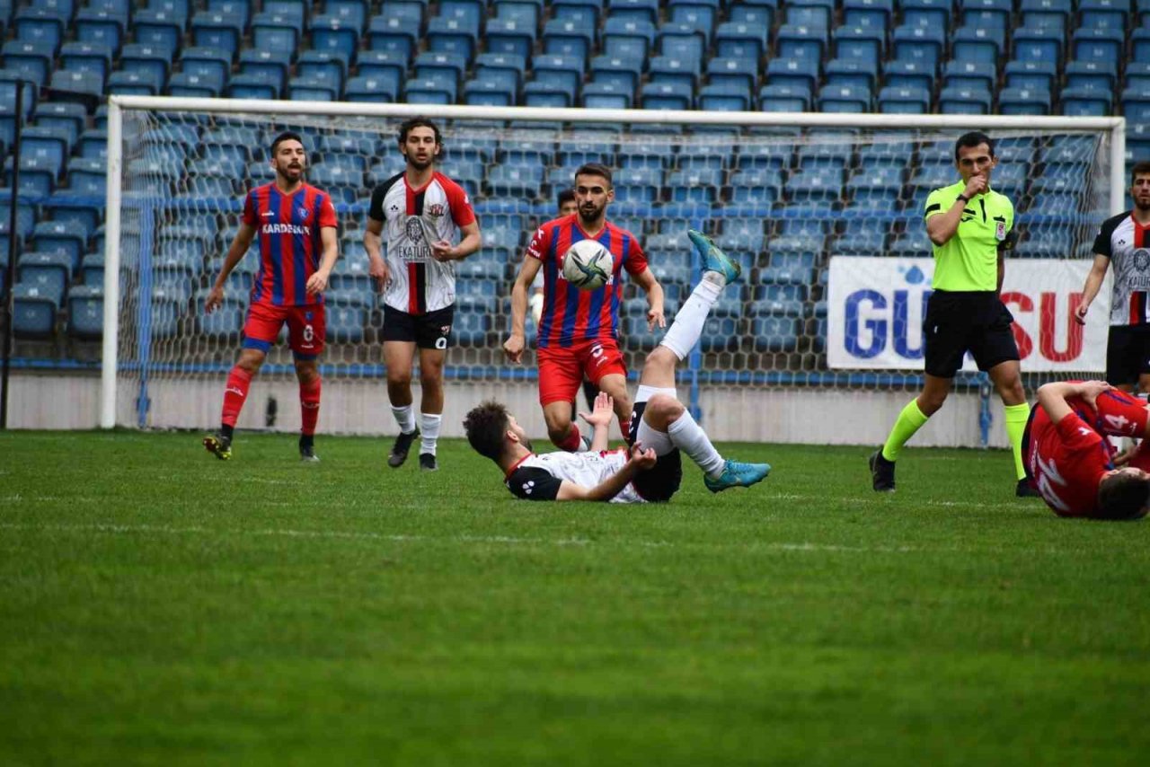 Karabük İdman Yurdu evinde tek golle galibiyete uzandı