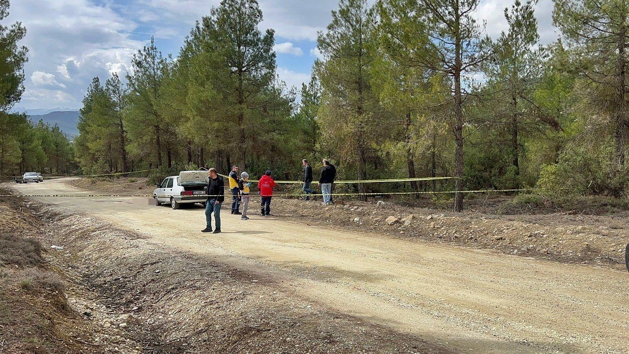 Burdur’da 22 yaşındaki genç başından tüfekle vurularak ölmüş halde bulundu