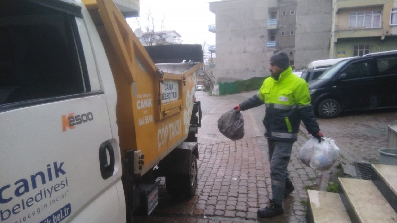 Canik’te cadde ve sokaklarda yoğun mesai
