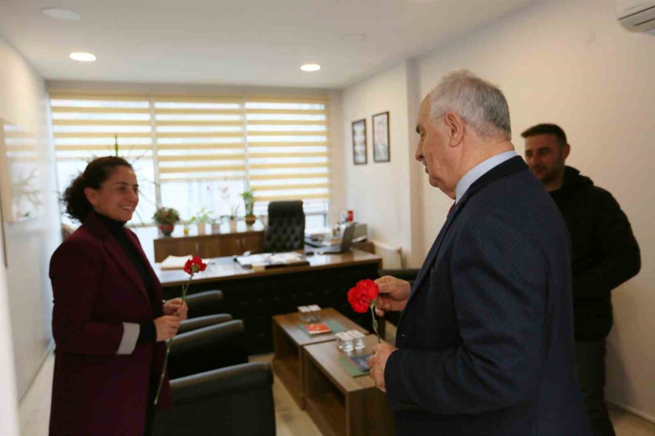 Başkan Aygün, kadınların gününü kutladı