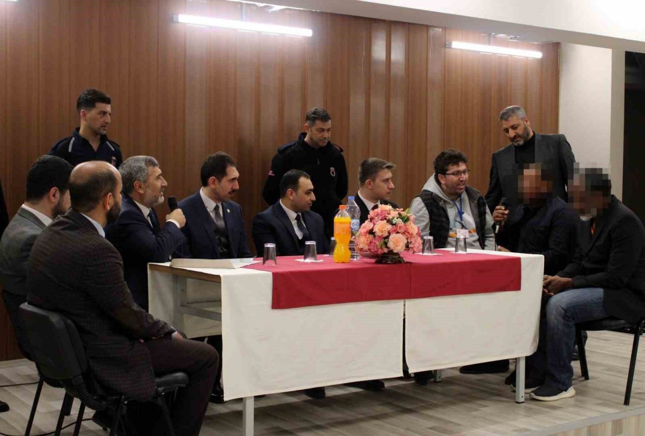 Yabancı uyruklu 2 mahkûm Hristiyanlıktan İslamiyet’e geçti