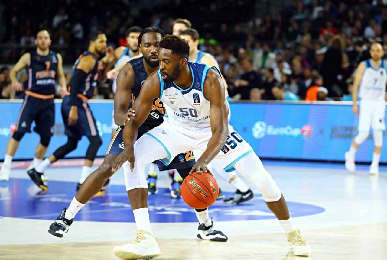 Türk Telekom Eurocup’ta liderliğe oynuyor