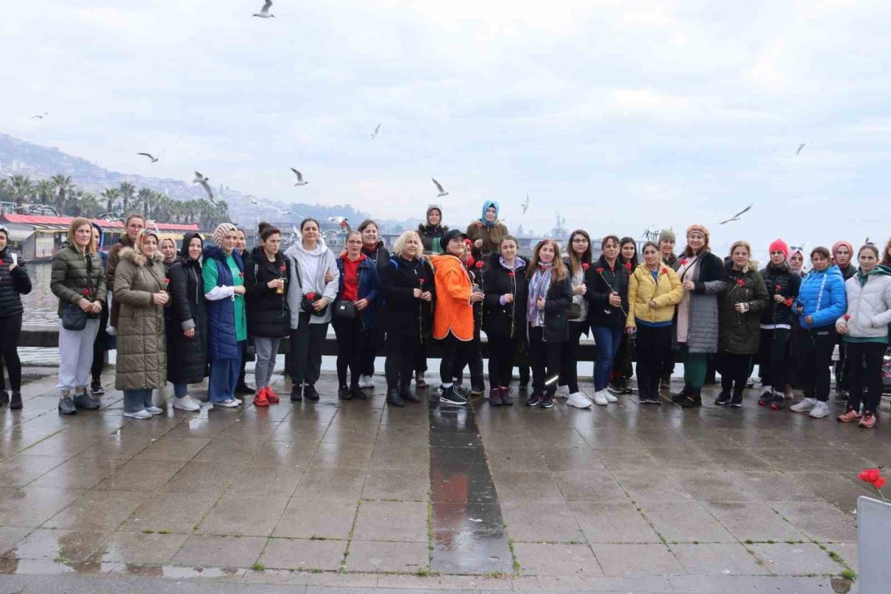 Kadınlar sağlıklı yaşam için yürüdü