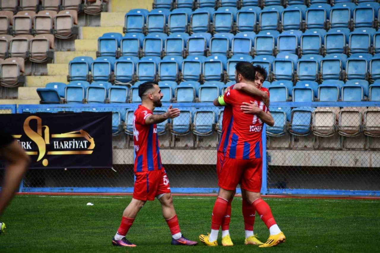Karabük İdman Yurdu evinde tek golle galibiyete uzandı