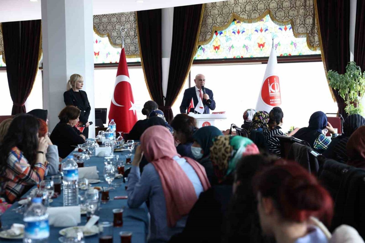 Keçiören Belediye Başkanı Altınok, depremzede kadınlarla buluştu