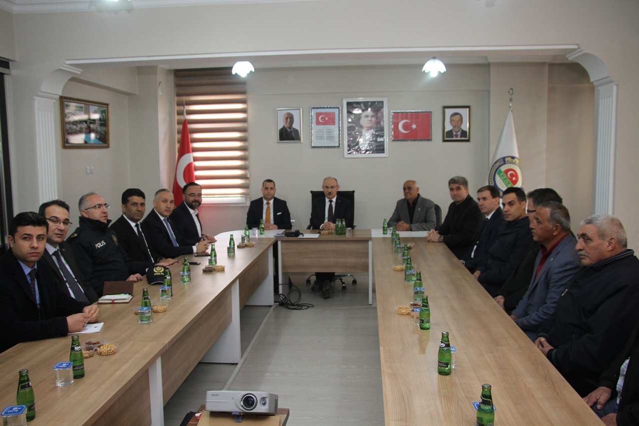 Vali Karadeniz’den Kula’daki STK’lara teşekkür ziyareti