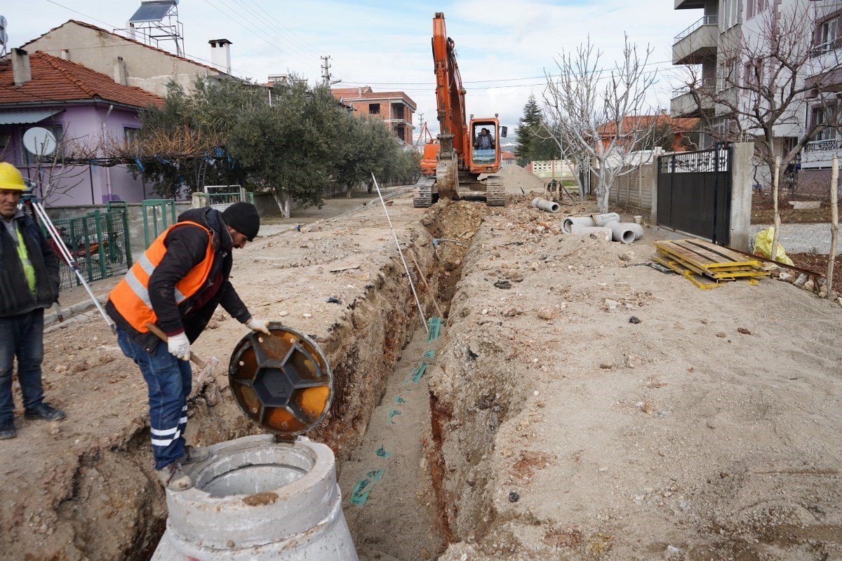 MASKİ, Demirci’deki modern altyapı hamlesini sürdürüyor