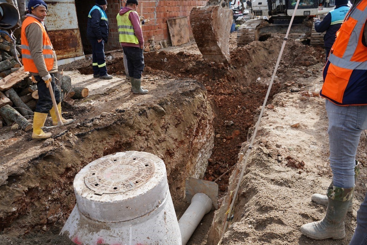 MASKİ, Demirci’deki modern altyapı hamlesini sürdürüyor
