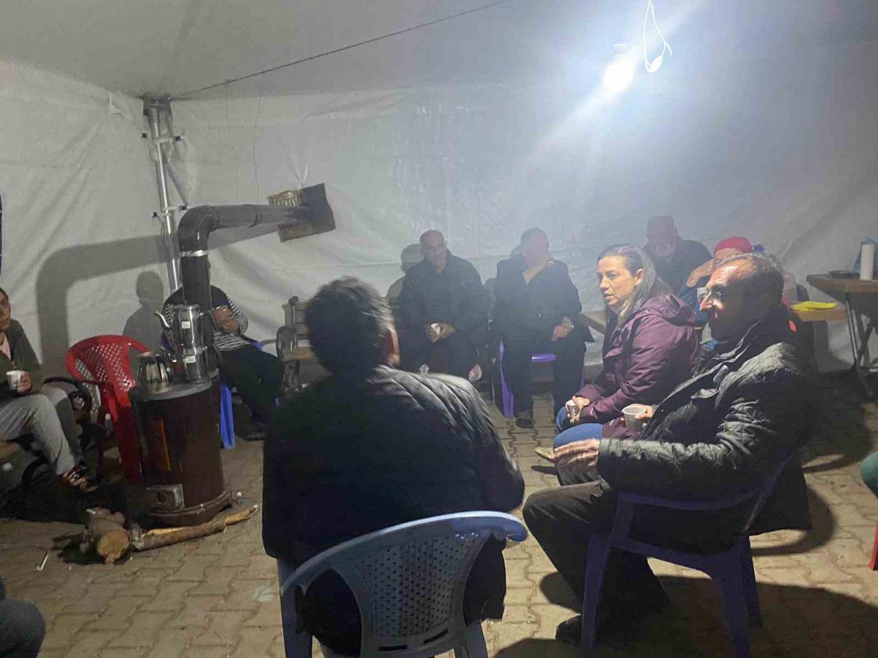 Selçuk’tan deprem bölgesine kadın dayanışması