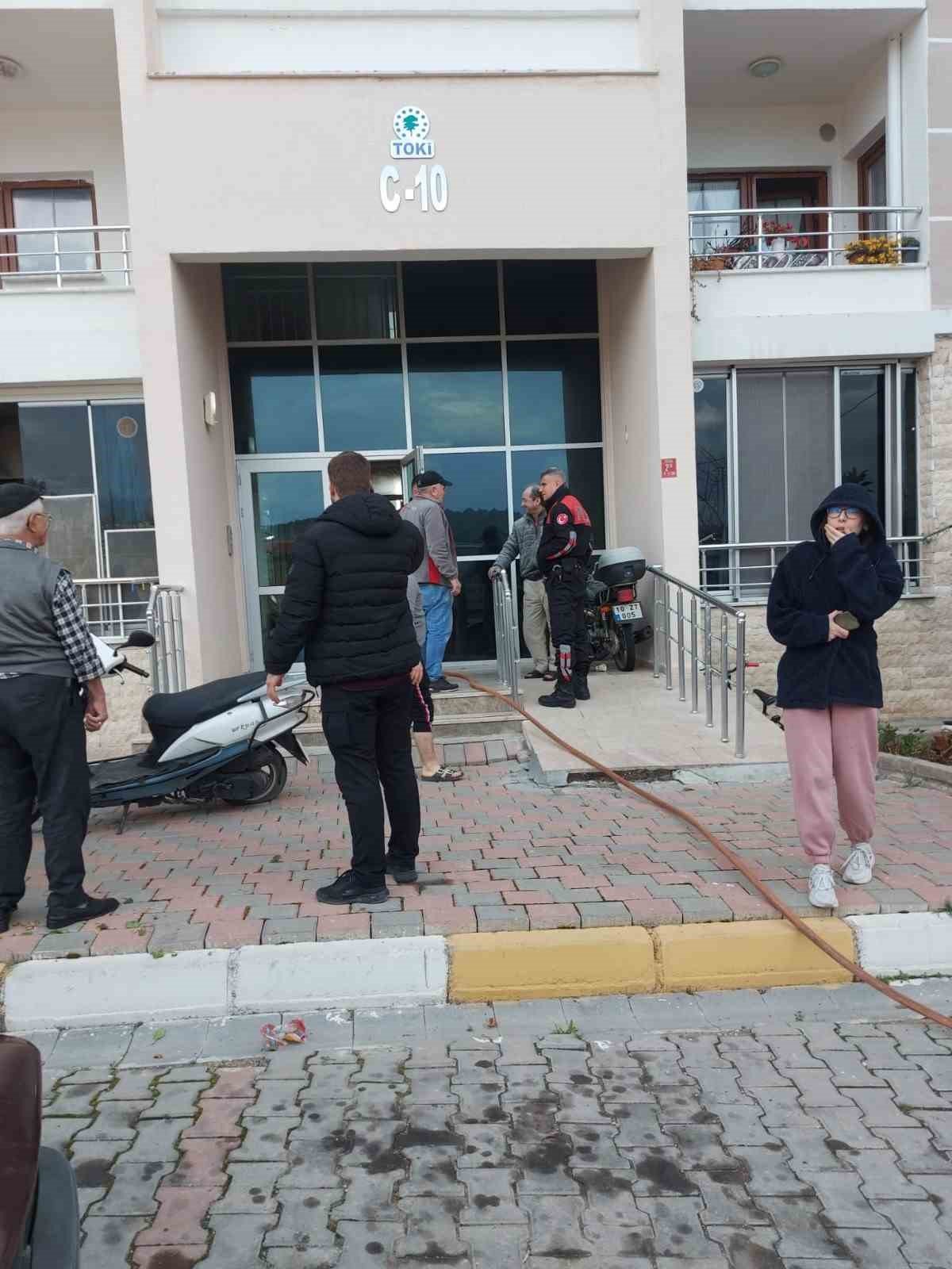 Sındırgı’da yangın