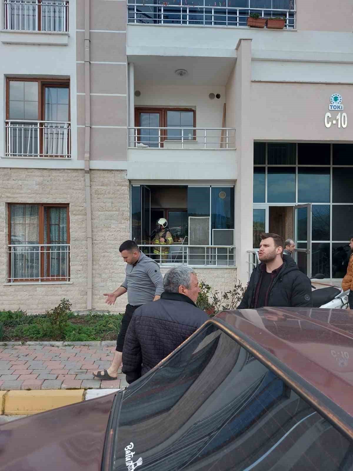 Sındırgı’da yangın