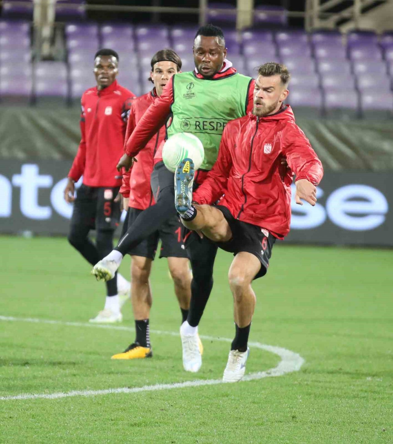 Sivasspor, Fiorentina maçının taktiğini çalıştı