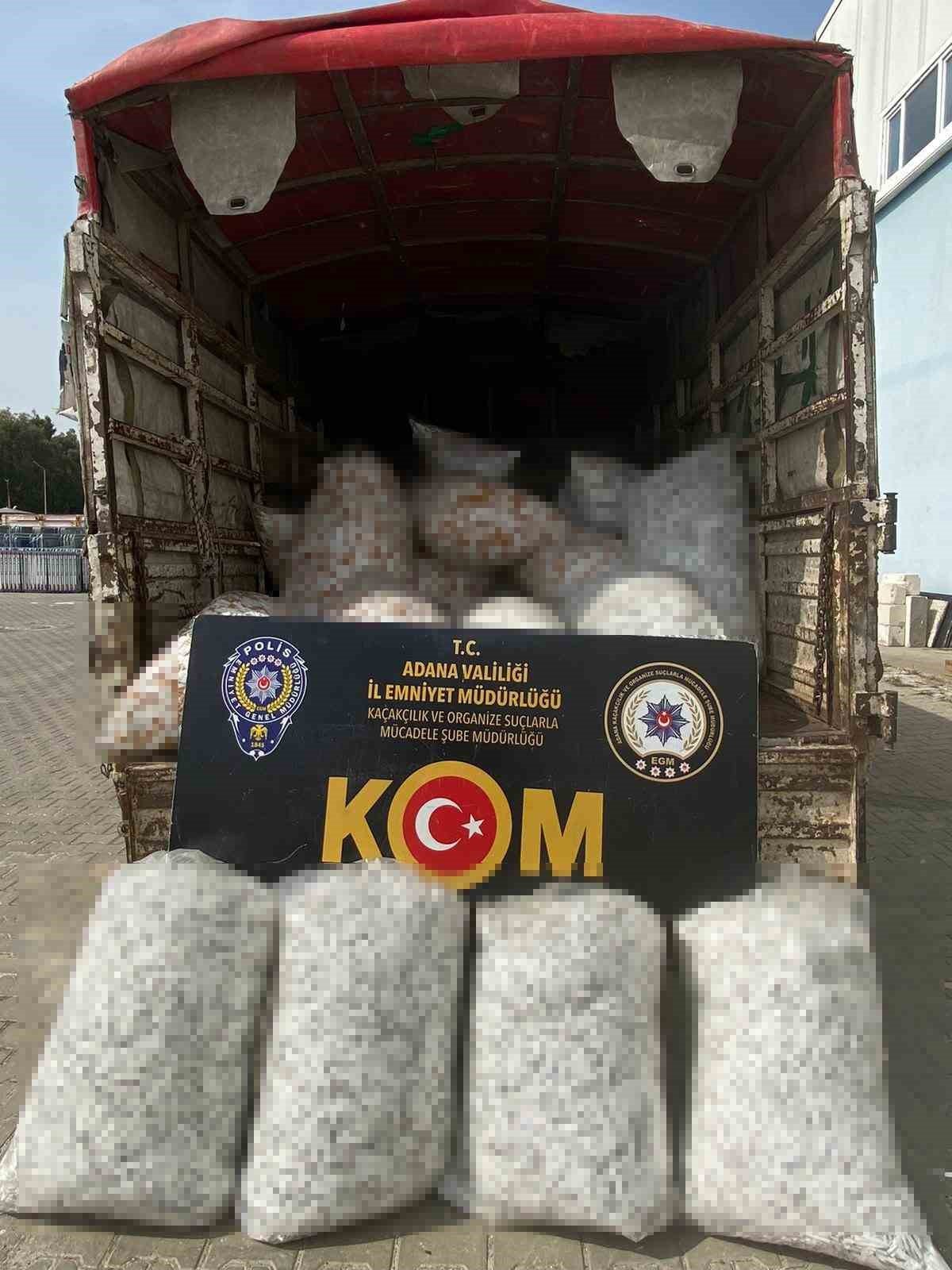 Milyonlarca kaçak makaron ve doldurulmuş sigara ele geçirildi