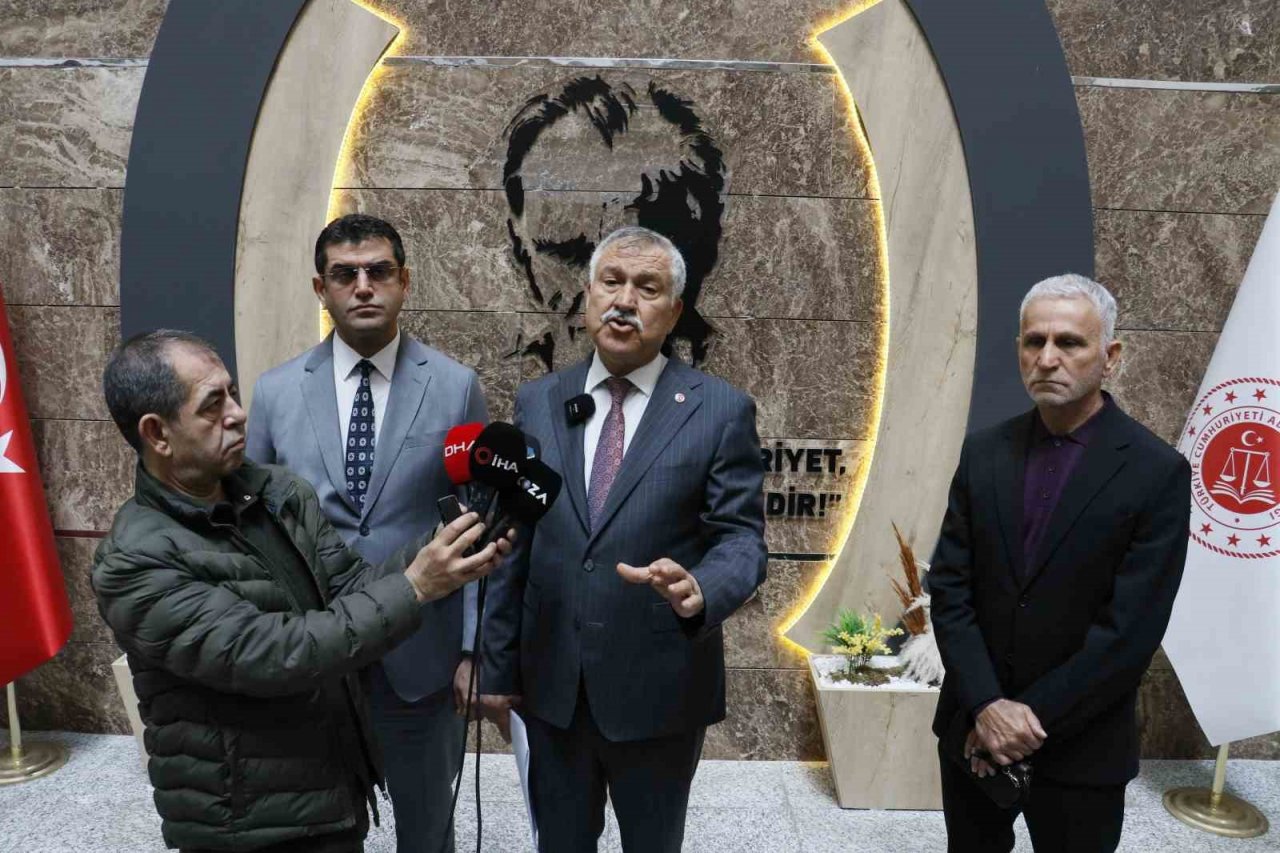 Adana Büyükşehir Belediyesi Başkanı Karalar, kendini ve kurumunu savcılığa ihbar etti