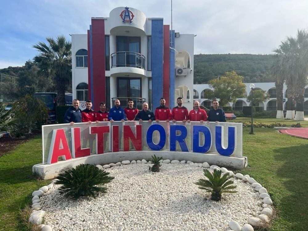 Altınordu’ya yeni transferler de ilaç olmadı