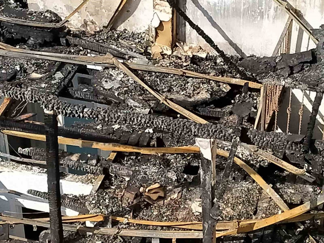 Ankara’da aynı binada ikinci kez çıkan yangın paniğe sebep oldu