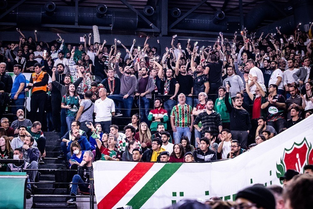 Pınar Karşıyaka - Fenerbahçe Beko maçının biletleri satışa çıkıyor