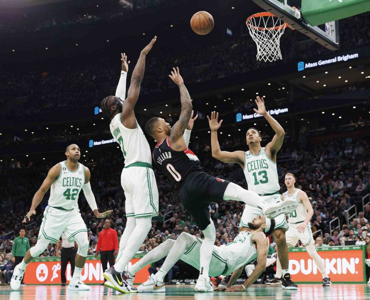 Kahwi Leonard double-double yaptı, Clippers kazandı