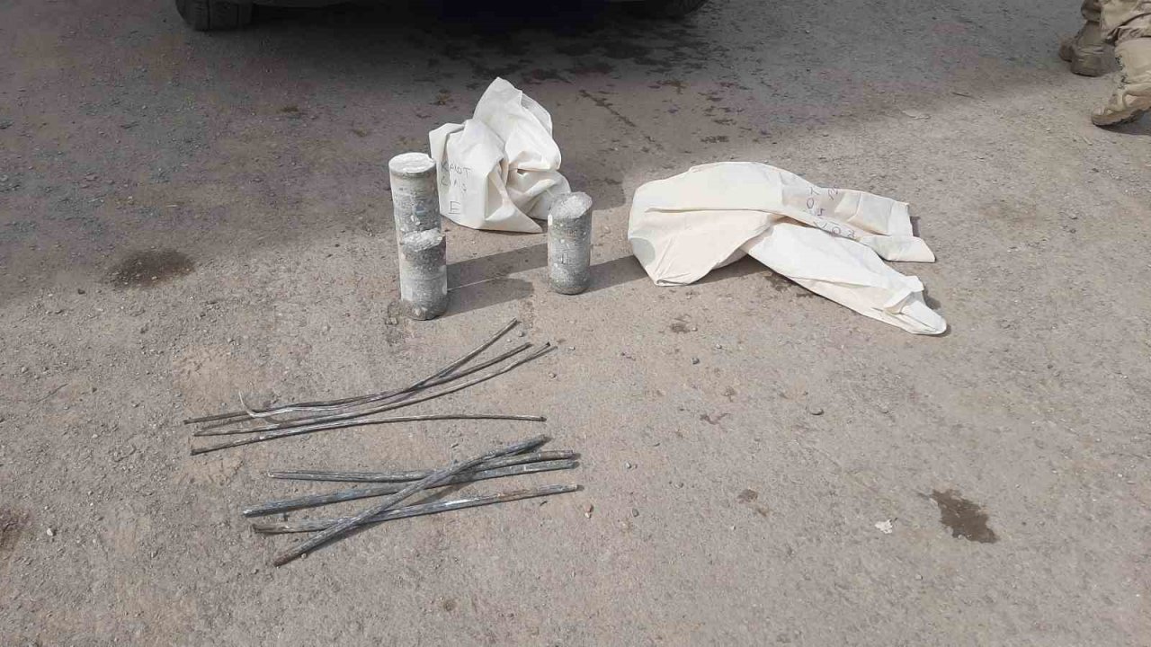 İsias Otel ve çevresindeki binalardan karot ve demir örnekleri alındı