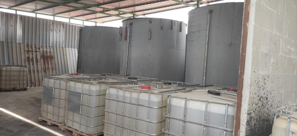 İzmir’de çiftliğe kaçak akaryakıt baskını