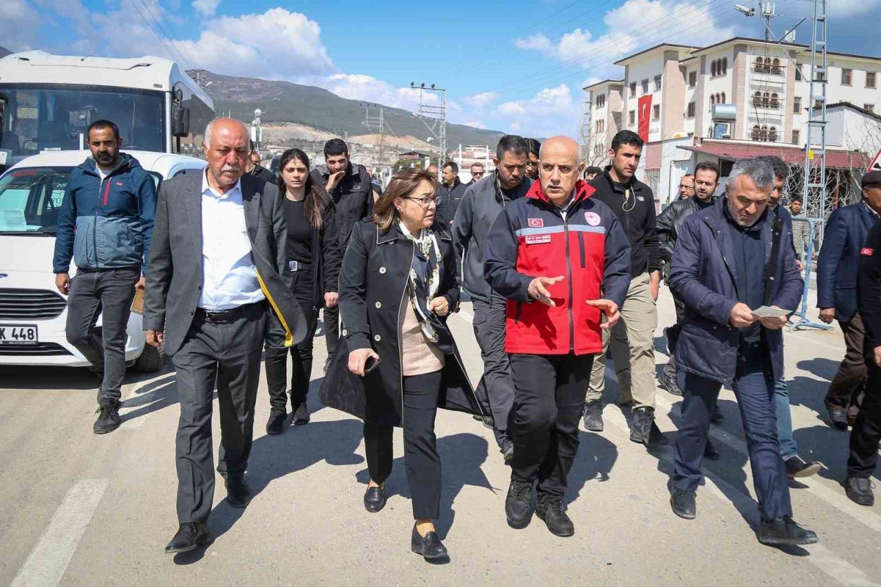 Bakan Kirişci: "Nurdağı ve İslahiye’nin en büyük şansı:Gaziantep Büyükşehir Belediyesi"