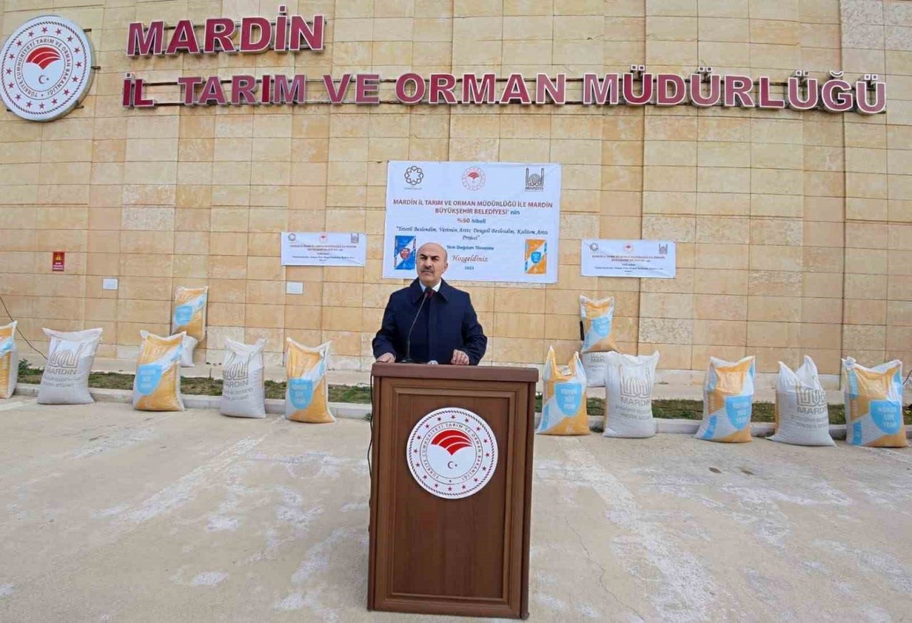 Mardin’de yüzde 50 hibe ile çiftçilere 3 bin ton yem dağıtıldı