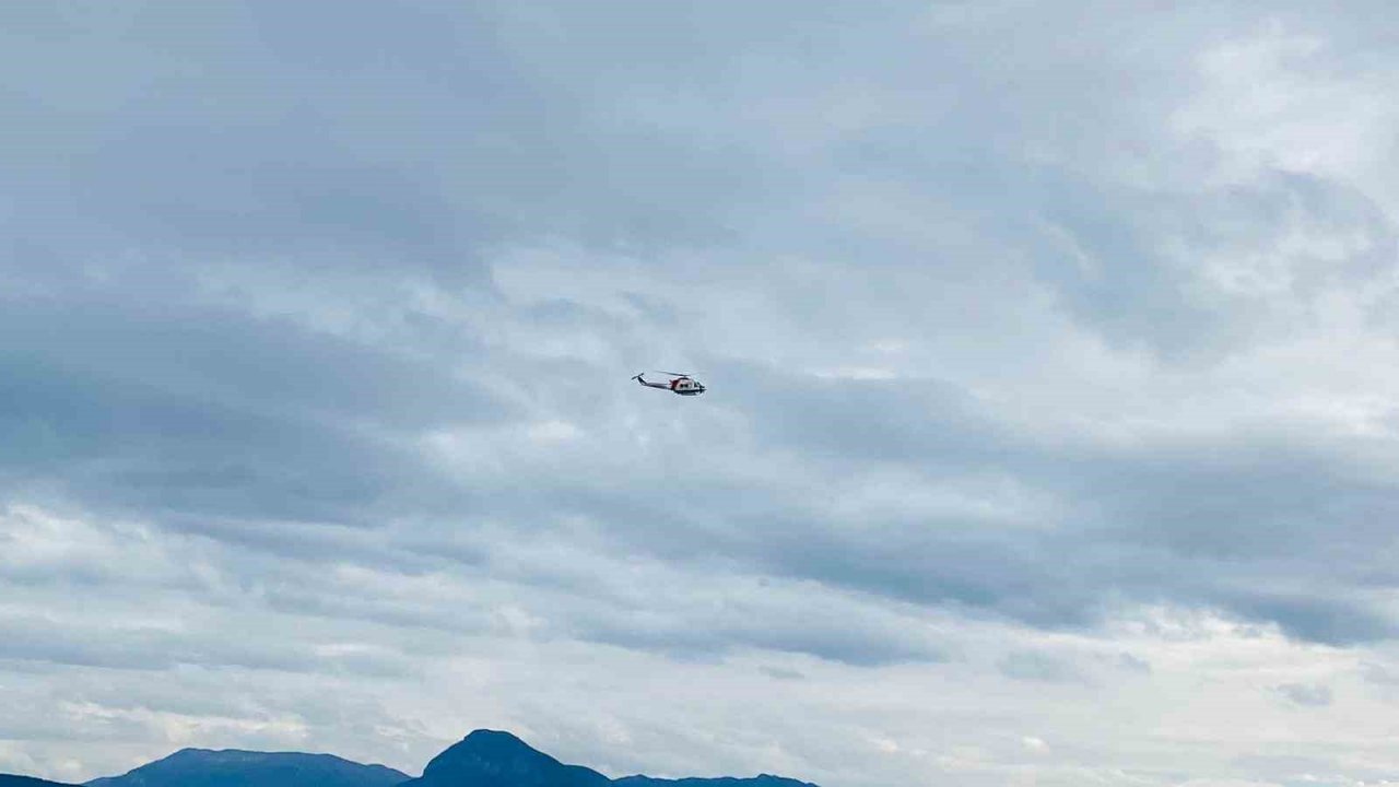 Karadeniz’de yük gemisinden düşen vatandaşı arama çalışmaları sürüyor