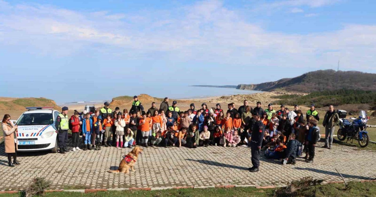 Sinop’ta öğrencilere doğa gezisi