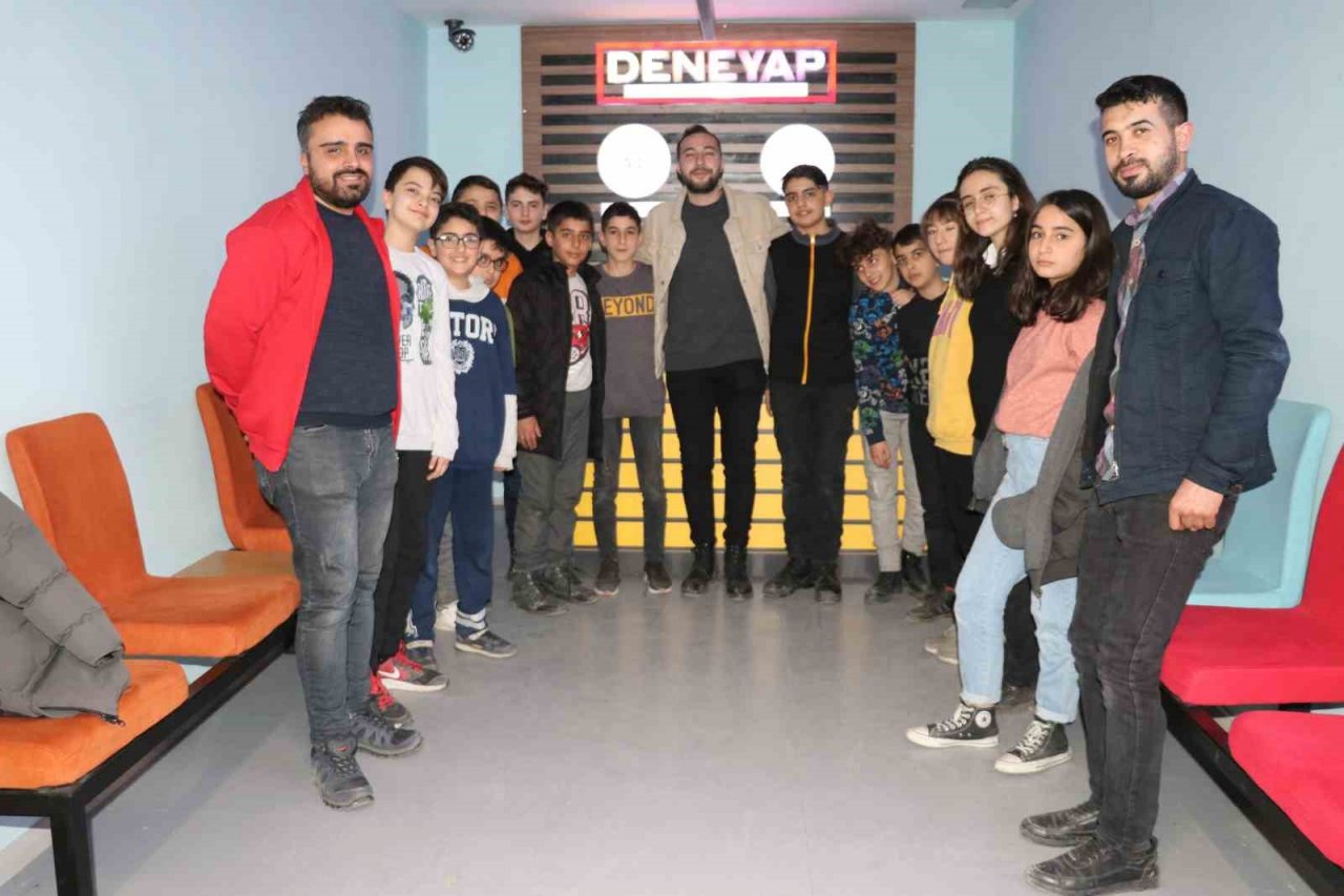 Van’da 72 öğrenci dene-yap teknoloji atölyesinde eğitim görüyor