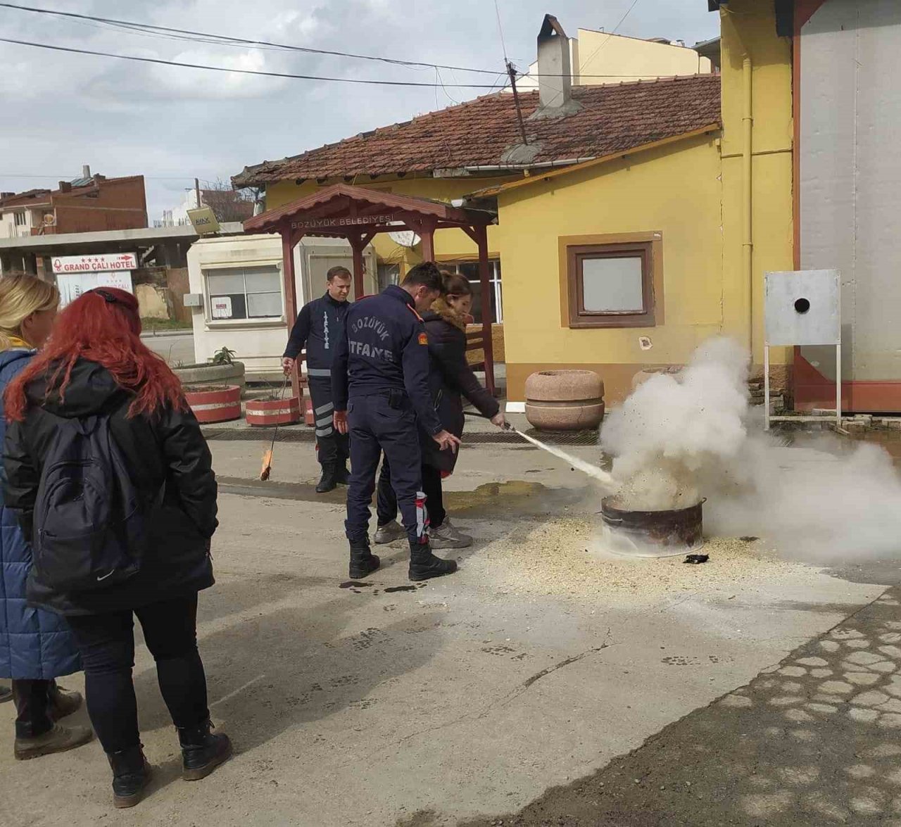 Vatmanlara yangın eğitimi