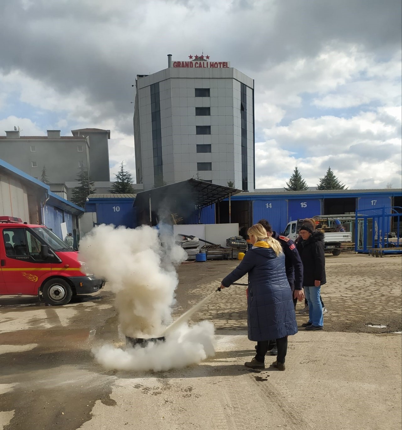 Vatmanlara yangın eğitimi