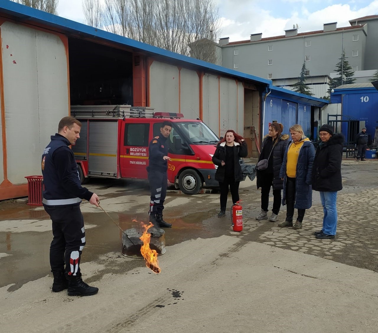 Vatmanlara yangın eğitimi