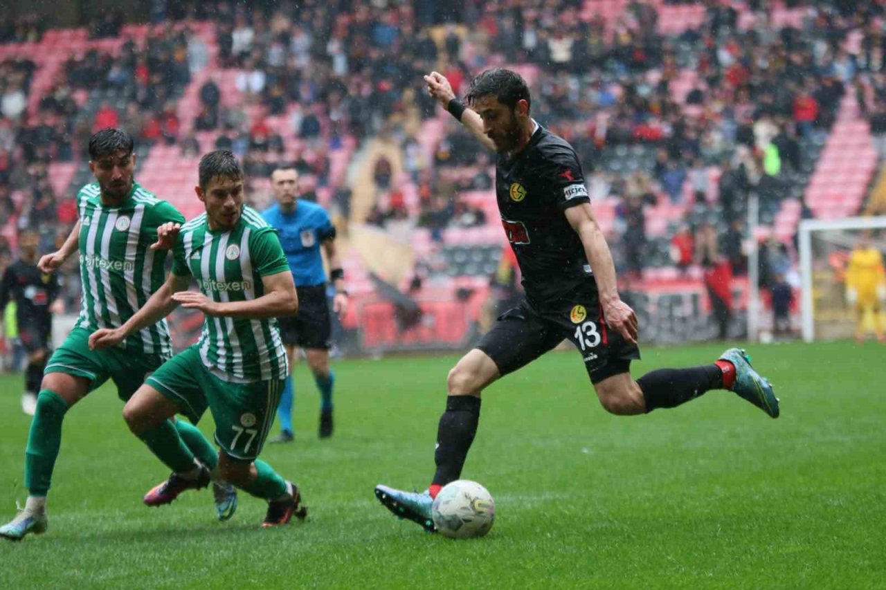 Eskişehirspor zorlu deplasman turnesinde