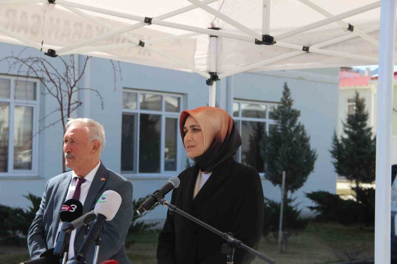 Afyonkarahisar’da 85 engellinin artık akülü aracı var